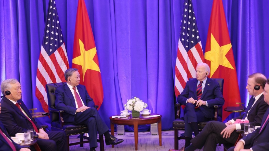 Party General Secretary and President To Lam meets President Joe Biden